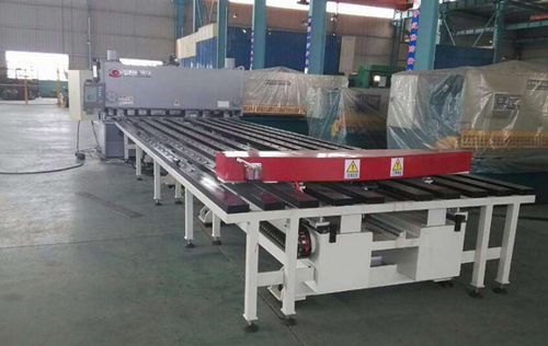 剪闆機送料(liào)器是幹什麽(me)用的?多少錢(qián)一台?