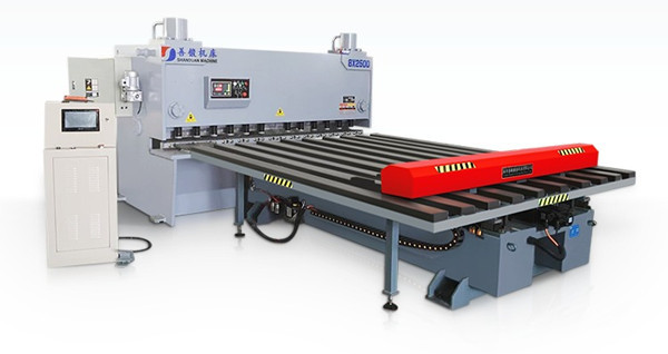 剪(jian)闆機送料架