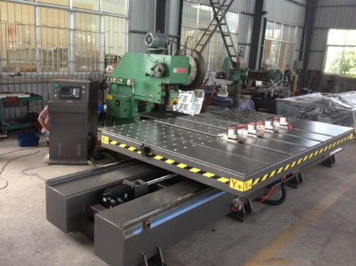 購買數控(kòng)送料機有哪(na)些注意事項(xiàng)