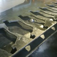 江蘇刹車片(piàn)鏈輪沖壓送(sòng)料機