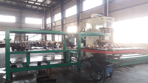 山東鋼背(bèi)數控送料機(jī)